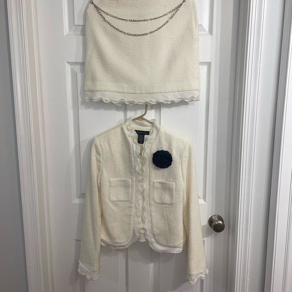 Victoria's Secret Jackets & Blazers - Vintage Victoria's Secret Off White Blazer with Black Floral Detail